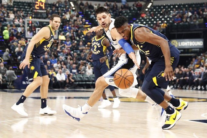 在足球比赛 在足球比赛