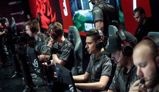 端稍显薄弱 端稍显薄弱